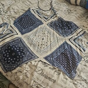 Women's Blue and White Paisley Top